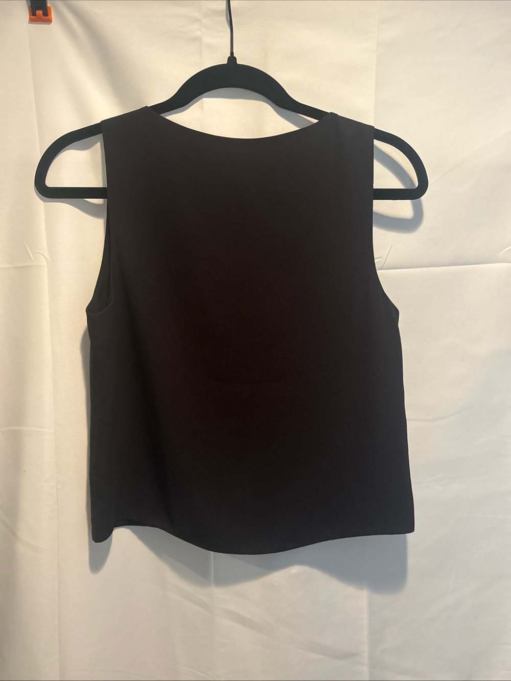 Babaton Black V-Neck Sleeveless Shell Top - Picture 6 of 8